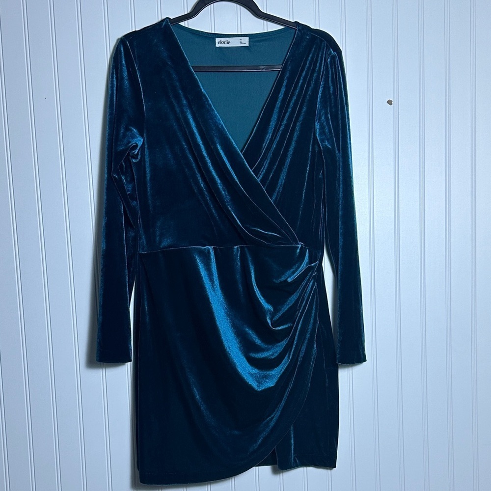 Elodie Deep Blue Velvet Long Sleeve Dress Sz L V Neck Velvet Party Cocktail - Picture 2 of 13
